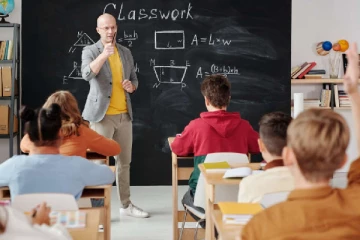 தேர்வில் தோற்றதால் நீதிமன்றம் சென்ற சுவிஸ் மாணவருக்குக் கிடைத்த ஏமாற்றம்