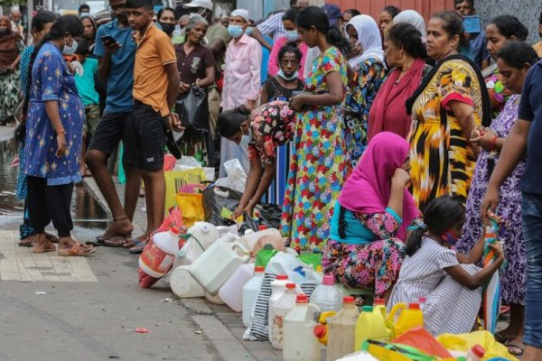 வவுனியாவைச் சேர்ந்த 4 பேர் அகதிகளாக தமிழகத்தில் தஞ்சம்! | 4 People From Vavunia In Tamil Nadu As Refugees