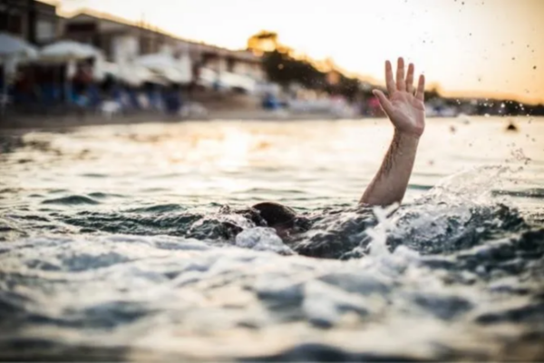 இலங்கையில் சுற்றுலா சென்ற குழுவிற்கு நேர்ந்த சோகம் ; தீவிரமடையும் தேடுதல் | Tragedy Strikes Tourist Group Search Intensifies