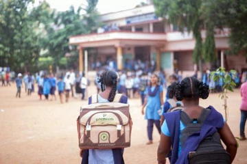 திருவாரூர் மாவட்டத்தில் பள்ளி, கல்லூரிகளுக்கு நாளை விடுமுறை - மாவட்ட ஆட்சியர்  அறிவிப்பு