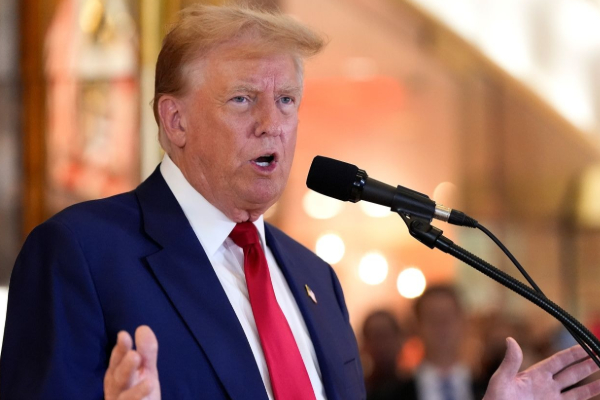 மிகக் கடுமையான வரிகள் விதிப்போம்: மீண்டும் கனடாவை மிரட்டும் ட்ரம்ப் | Trump Threats Severe Tariff On Canada Fertilizer