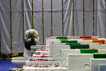 நாட்டையே உலுக்கிய ஹெலிகாப்டர் விபத்து: பிரதமர் மோடி அஞ்சலி