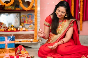 வீட்டில் செல்வம் செழிக்க வியாழக் கிழமைகளில் மறக்காது இதனை செய்யுங்கள்