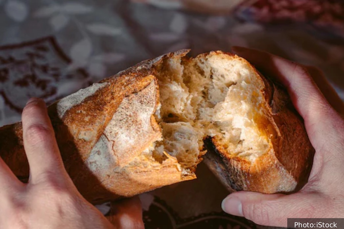 2026 ஆம் ஆண்டின் Baguette ரொட்டி வெற்றியாளர்! பாரிஸில் இலங்கை தமிழர் சாதனை | Sri Lankan Born Baker Won Paris Top Baguette Award