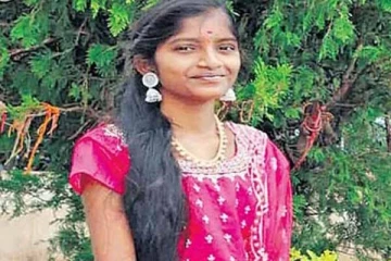 நடனமாடிய மாணவி சுருண்டு விழுந்து உயிரிழப்பு... கதறிய சக மாணவிகள்