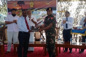 யாழ்.வலி,வடக்கில் 108 ஏக்கர்காணி மக்களிடம் கையளிப்பு!(Photos)