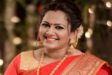 பிரபல தனியார் தொலைக்காட்சியின் புதிய நிகழ்ச்சியில் அர்ச்சனா- இந்த நிகழ்ச்சிக்கு வேறு யாரெல்லாம் வருகிறார்கள் தெரியுமா?