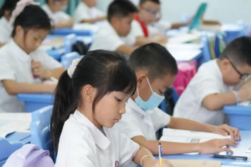 சீனாவில் குழந்தைகளுக்காக கொண்டு வரப்பட்டுள்ள புதிய சட்டம்