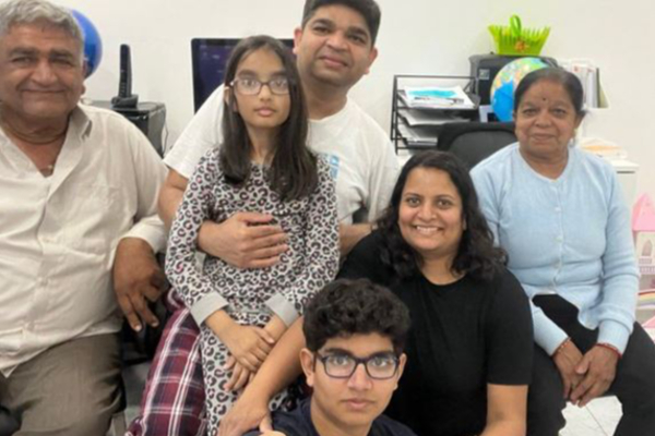 ஆற்றில் விளையாடும்போது உயிரிழந்த இந்திய வம்சாவளிச் சிறுவன்: பெற்றோர் விடுத்துள்ள கோரிக்கை | A Boy Of Indian Origin Who Died While Playing