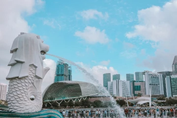 உலகின் மிக விலையுயர்ந்த நகரங்களின் பட்டியல்: முதலிடத்தில் எது?