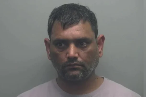 அமெரிக்காவில் மோசடி செய்த இந்தியருக்கு ஏழரை ஆண்டு சிறை | Indian Man Fraud In Us Sentenced To Prison அமெரிக்காவில் மோசடி செய்த இந்தியருக்கு ஏழரை ஆண்டு சிறை | Indian Man Fraud In Us Sentenced To Prison