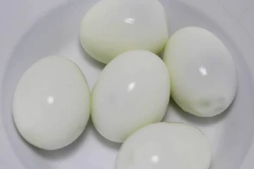 முட்டையின் வெள்ளைக்கருவை உட்கொள்வதால் என்ன நடக்கும் தெரியுமா?