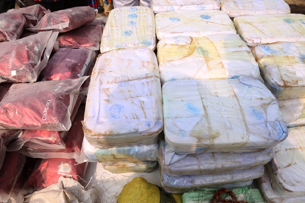 பயத்தின் உச்சத்தில் நாமல் :முகபாவனையை கவனிக்குமாறு வலியுறுத்து | Pay Close Attention To Namals Facial Expressions