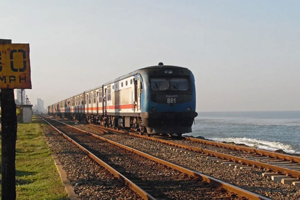 திடீரென இரத்து செய்யப்பட்ட தொடருந்து சேவைகள் | Sudden Cancellation Of Train Services