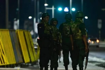 ரம்புக்கனை பகுதியில் தொடரும் பதற்றம்: இராணுவத்தினர் குவிப்பு