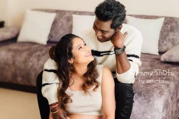 அடுத்த மாதம் Delivery, தற்போது வெளியான அட்லீ-பிரியாவின் போட்டோ ஷுட் வீடியோ- இதோ பாருங்க