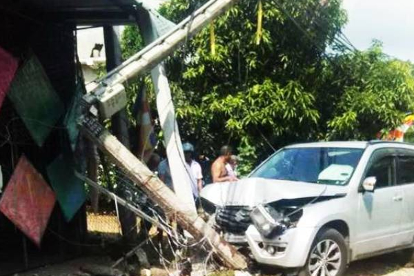 குருநாகலில் பெரும் சோக சம்பவம்: பாடசாலை மாணவியின் உயிரை பறித்த ஜீப்! | Kurunegala Jeep Accident School Girl Student Died