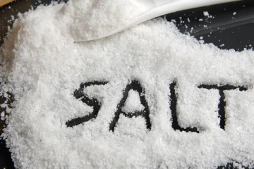 உணவில் அதிக உப்பு சேர்த்தால் ஆயுள் குறையுமா?