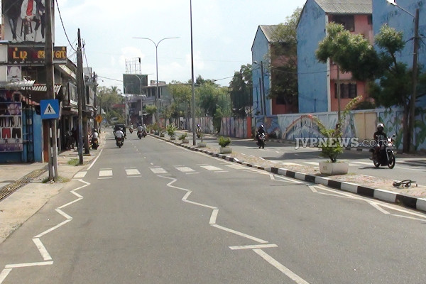 முடங்கியது தமிழர் தாயகம்; வெறிச்சோடிய நகரங்கள்!(Photos) | Deserted Cities In The Tamil Homeland