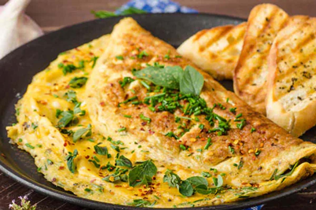 உடல் எடையைக் குறைக்க நினைக்கறீர்களா? காலையில் இந்த ஆம்லேட் சாப்பிடுங்க | Weight Loss Recipe Paneer Egg Omelette