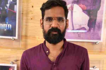 அட தொகுப்பாளர் கமலின் வீடா இது... Bedroom-க்குள்ள Water Fall-லாம் இருக்கே- இதோ பாருங்கள் வீடியோ