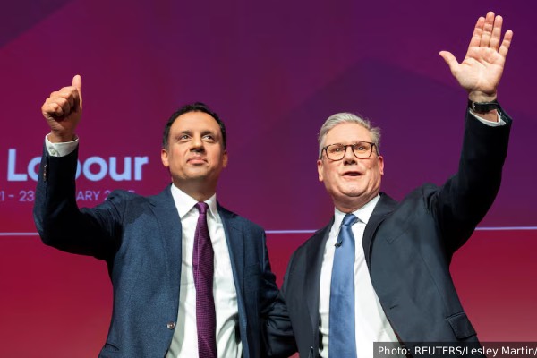 பிரதமர் பதவியில் இருந்து ஸ்டார்மர் விலக வேண்டும்: லேபர் கட்சி தலைவர் பகிரங்க அழைப்பு | Anas Sarwar Calls For Uk Pm Starmer Resignation