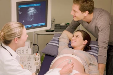 நிகழ்ச்சி ஒன்றில் பல பெண்களின் குழந்தைகள் ஒரே மாதிரி இருந்ததால் ஏற்பட்ட சந்தேகம்: தாய்மார்களுக்கு தெரியவந்த அதிர்ச்சியளிக்கும் உண்மை