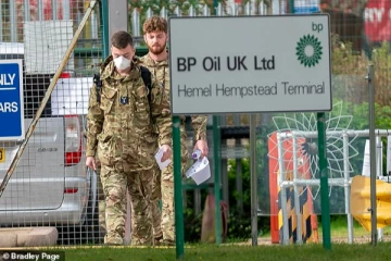 பிரித்தானிய எரிபொருள் நெருக்கடி: திங்கட்கிழமை முதல் களத்தில் இறங்கும் இராணுவ வீரர்கள்! நிலைமையை உடைத்து பேசிய நிதி அமைச்சர்..