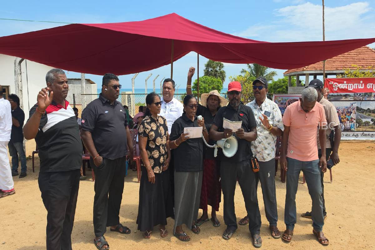 வலி வடக்கு காணி விடுவிப்பு : தேசிய மக்கள் சக்தி அரசாங்கம் கபட நாடகம் :பலாலி மக்கள் குற்றச்சாட்டு | Valikamam North Land Release Issue வலி வடக்கு காணி விடுவிப்பு : தேசிய மக்கள் சக்தி அரசாங்கம் கபட நாடகம் :பலாலி மக்கள் குற்றச்சாட்டு | Valikamam North Land Release Issue