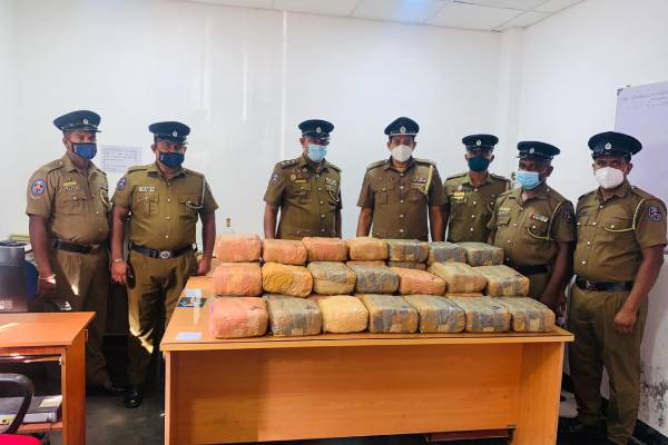 போதைவஸ்துகளின் விற்பனை நிலையமாகவும் விநியோக மையமாகவும் இலங்கை மாறிவருகின்றது! :பிரேமச்சந்திரன் | Sri Lanka Of Drugs Sri Lanka Police Investigation போதைவஸ்துகளின் விற்பனை நிலையமாகவும் விநியோக மையமாகவும் இலங்கை மாறிவருகின்றது! :பிரேமச்சந்திரன் | Sri Lanka Of Drugs Sri Lanka Police Investigation
