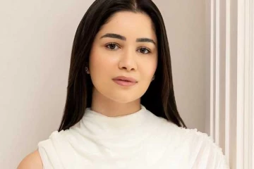 சச்சின் மகள் சாரா டெண்டுல்கரின் ரீசெண்ட் போட்டோஷூட்..