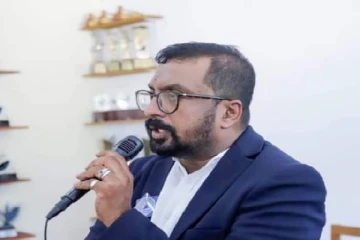 விழுந்தாலும் மீண்டெழும் மந்திரமும் தந்திரமும் கற்றறிந்தவர்கள் நாம் - வரலாற்றுப் பதிவிற்குத் தயார்!