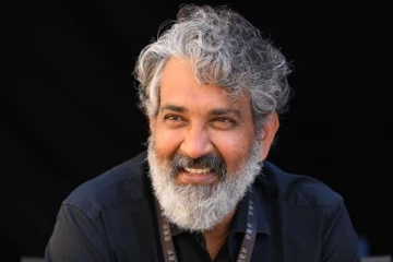 ராஜமௌலிக்கு தான் ஆஸ்கார்.. அமெரிக்க பத்திரிக்கையில் முதல்பக்க கட்டுரை! போட்டோ வைரல்