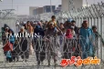 13 நாட்களில் 60 ஆயிரம் ஆப்கானிஸ்தான் அகதிகளை நாடு கடத்திய நாடு