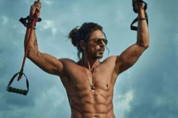 பதான் திரைப்படத்திற்காக மட்டுமே நடிகர் ஷாருக்கான் இத்தனை கோடி சம்பளம் வாங்கினாரா?