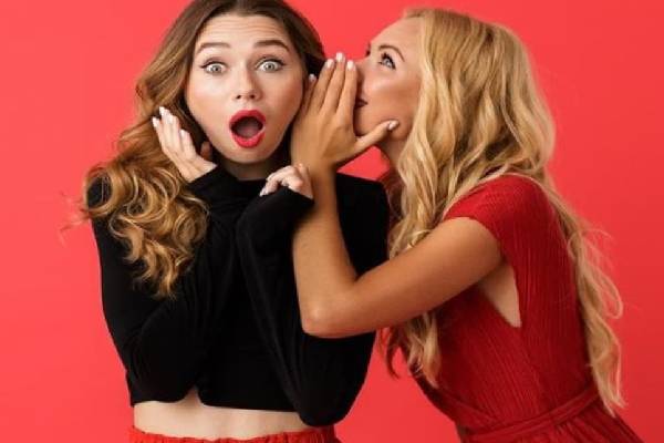 பெண்ணுடன் நெருக்கமாக இருக்கும் மாப்பிள்ளை..நடிகையை அசிங்கப்படுத்த எக்ஸ் போட்ட பக்கா பிளான்.. | Betrayal Revenge Ex Lover Leaks Private Photos