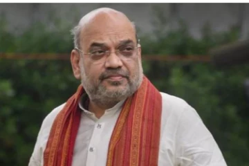 ஹிஜாப் சர்ச்சை : “அனைத்து மாணவர்களும் பள்ளி விதித்துள்ள ஆடைக் கட்டுப்பாட்டை பின்பற்ற வேண்டும்” - உள்துறை அமைச்சர் அமித்ஷா