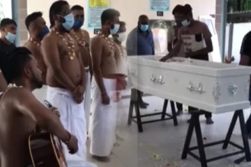உயிரிழந்த நண்பருக்கு அவரது நண்பர்கள் செய்த கைமாறு! மனதை நெகிழச் செய்யும் காட்சி