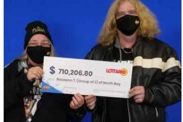 லொட்டரியில் வெறும் $4 பரிசு விழுந்ததாக நினைத்த பெண்! பின்னர் தெரியவந்த ஆச்சரிய உண்மை