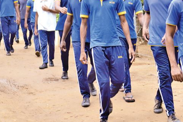 கந்தகாடு புனர்வாழ்வு மையத்திலிருந்து இடமாற்றப்பட்ட பயனாளிகள் | Beneficiaries Transferred From The Kandakadu