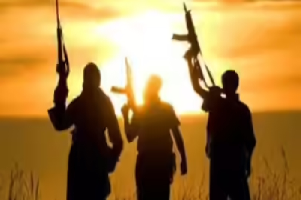 ஈரானில் நடத்தப்பட்ட திடீர் தாக்குதல்: பலர் பலி | Terrorists Attack Judiciary Building In Iran