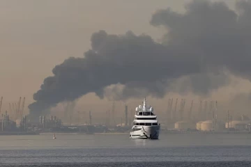 මුහුද මැද ගින්න - කුවේට් තෙල් නැවකට ඉරානයෙන් ප්‍රහාර - තත්ත්වය උග්‍ර වේ