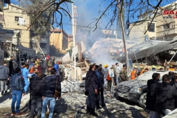 மக்கள் குடியிருப்பு கட்டிடம் மீது இஸ்ரேல் ராக்கெட் தாக்குதல்: பலி எண்ணிக்கை 10-ஆக அதிகரிப்பு