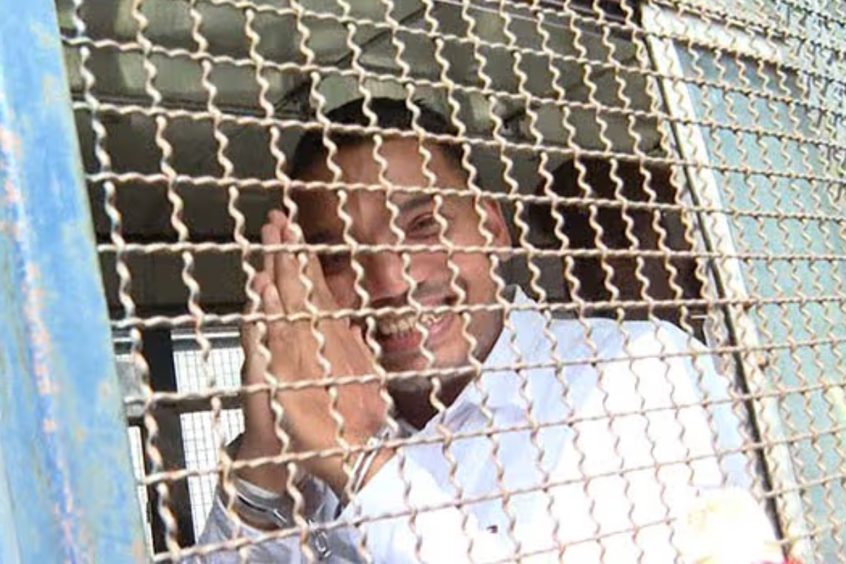 நாமலுக்கு எதிராக முன்வைக்கப்பட்ட முக்கிய ஆதாரம்.. திட்டவட்டமாக மறுக்கும் மொட்டுதரப்பு | Namal Rajapaksa Airbus Case Email Shared நாமலுக்கு எதிராக முன்வைக்கப்பட்ட முக்கிய ஆதாரம்.. திட்டவட்டமாக மறுக்கும் மொட்டுதரப்பு | Namal Rajapaksa Airbus Case Email Shared