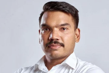 පිල්ලෙයාන් හිරේ ඉන්නකොට ඔව් මම ඇත්තටම ඔහුව බලන්න ගියා..කරපු බරපතළ චෝදනාවට නාමල්ගෙන් සටහනක්