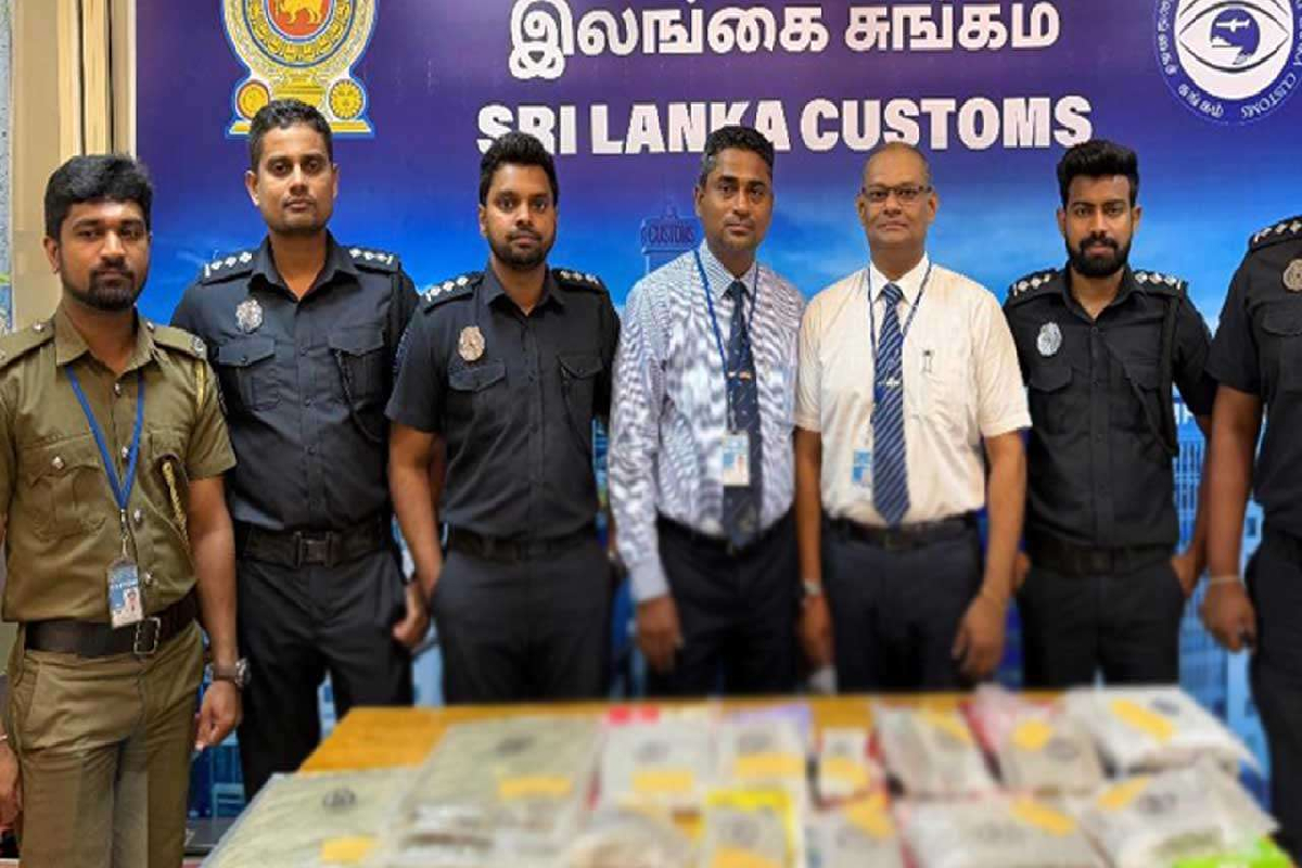 இந்தியாவிலிருந்து வந்தவர் கட்டுநாயக்காவில் கைது | Man From India Arrested In Katunayake