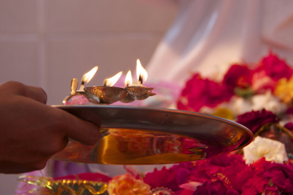 வெள்ளிக்கிழமைகளில் பெண்கள் செய்யகூடாதவை! | Don T Do These Things On Fridays Even Forget