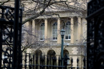 கனடாவில் நீதிபதிக்கு எதிராக போர்க்கொடி தூக்கிய மாகாணம்