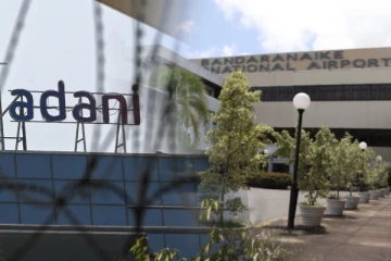 இலங்கை விமான நிலையங்கள் அதானி குழுமத்திடம் ஒப்படைக்கப்படுகிறதா..! வெளிப்படுத்தப்படும் தகவல்