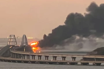 ரஷ்யாவையும் கிரீமியாவையும் இணைக்கும் முக்கிய பாலத்தை தகர்த்த உக்ரைன்: கோபத்தின் உச்சத்தில் புடின்?